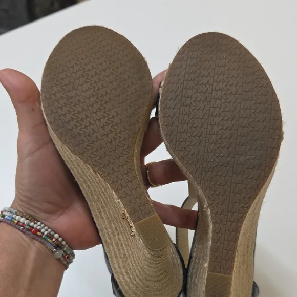 Michael Kors Blue NavyLeather Wedges with Tan Sole,sz 7. - Picture 5 of 6
